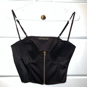 Prettylittle thing crop tank top :)